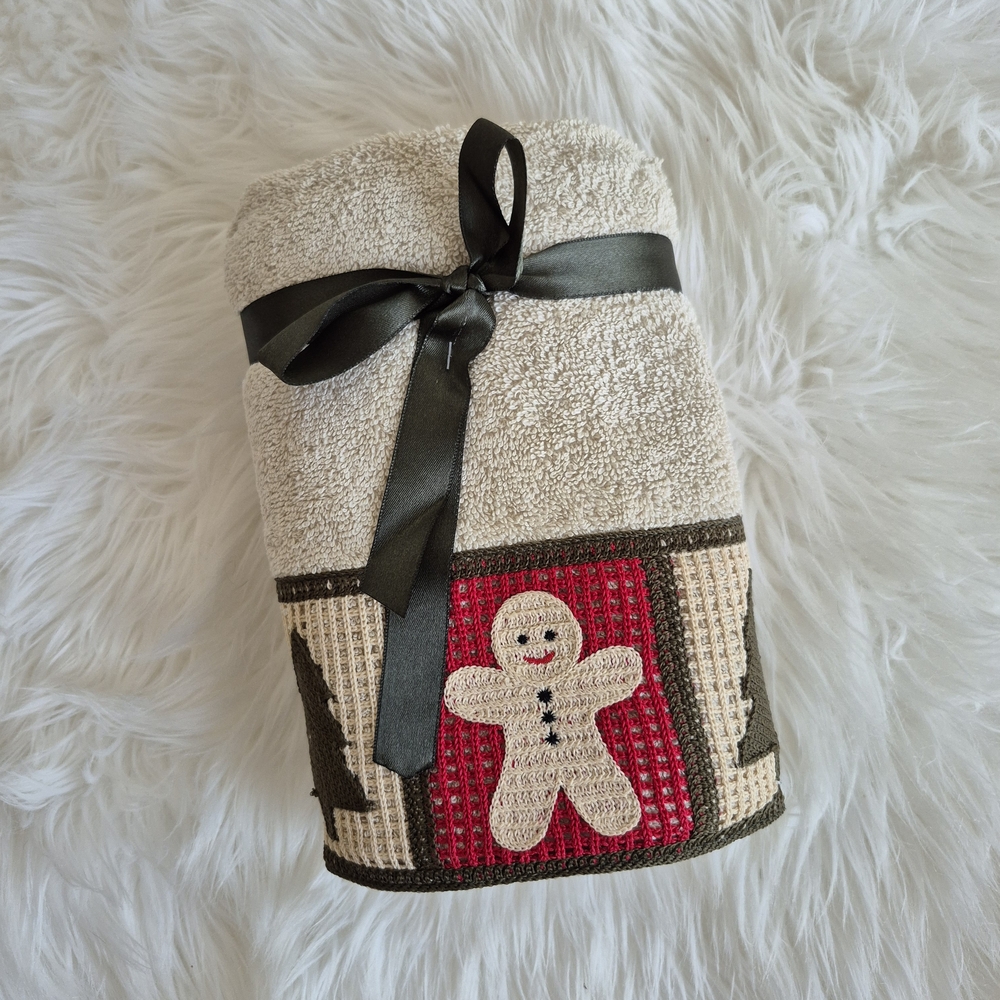 ⛄️ New Holiday Ginferbread & Christmas Tree Design Hand towel (set of 2pc)